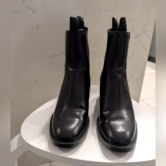 Black Chelsea Ankle Boots - Picture 4 of 10